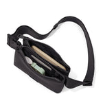 TLX-8142848 Waterproof Portable Treat Bag for Dogs, Stylish Design for Everyday Pet Care - Image 5