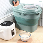 TLX-2965504 Foldable Food Container for Dogs, Reliable Companion Gear for Adventures - Image 2