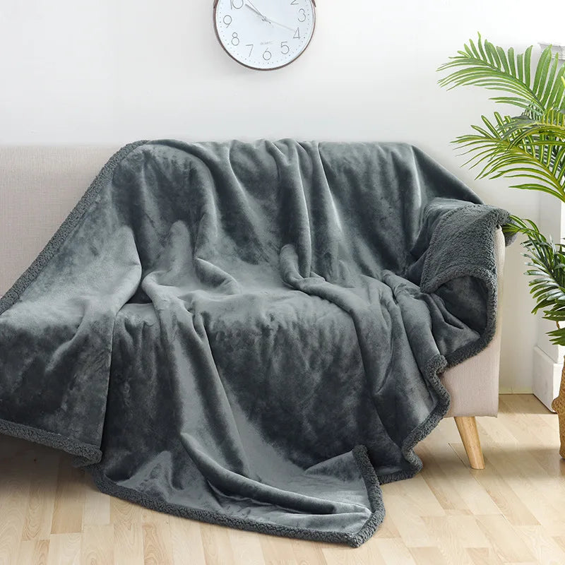 Waterproof outdoor blanket for dogs