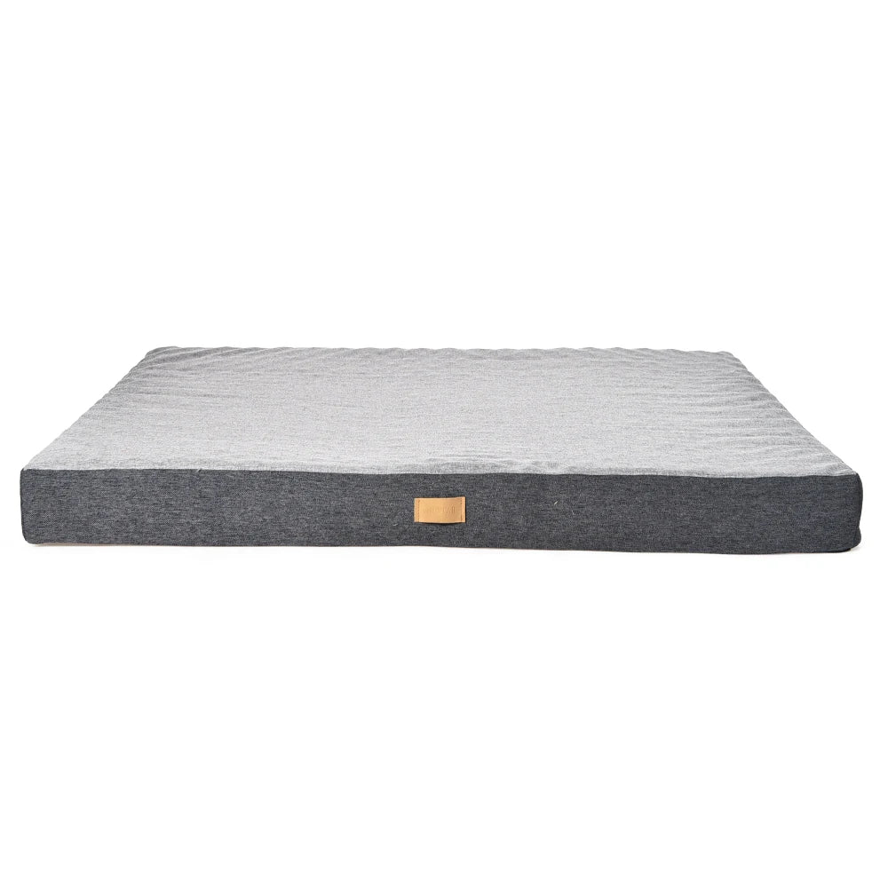Sand resistant dog bed