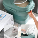 TLX-2965504 Foldable Food Container for Dogs, Reliable Companion Gear for Adventures - Image 4